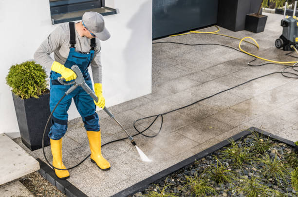 Why Choose Our Certified Pressure Washing Experts for Your Project Needs in Roxborough Park, CO?